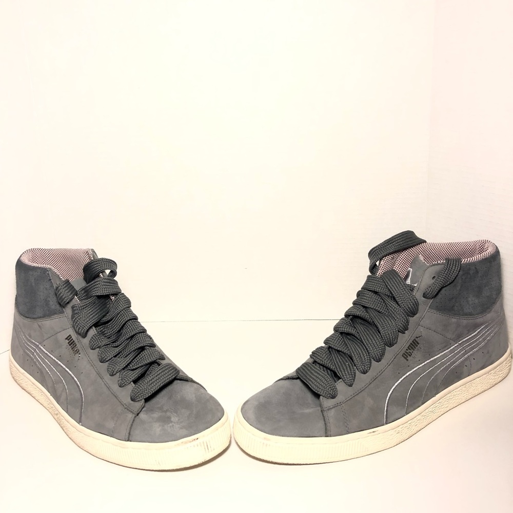 Men’s high top puma shoe